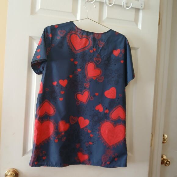 Unbranded Scrub Top Women XL Gray Hearts Valentines Day Medical Uniform Short - Picture 3 of 11